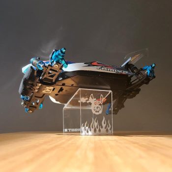 RACERRABBITS Flammin' Acrylic Stand Base - Angled Ver.